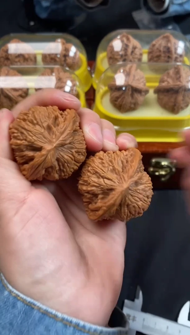 把件文玩核桃南疆石42尺A224