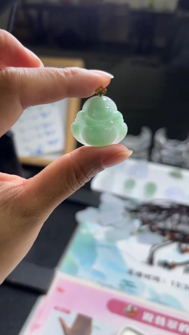 18K金镶嵌挂件翡翠多样性发一件50298