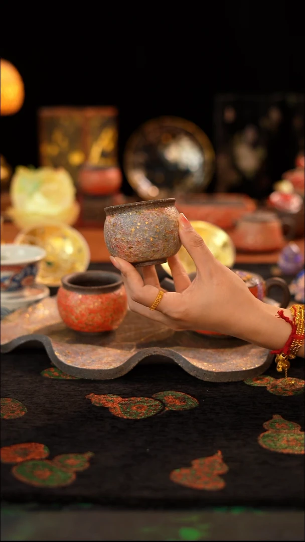 高越岩矿-七彩钱袋子