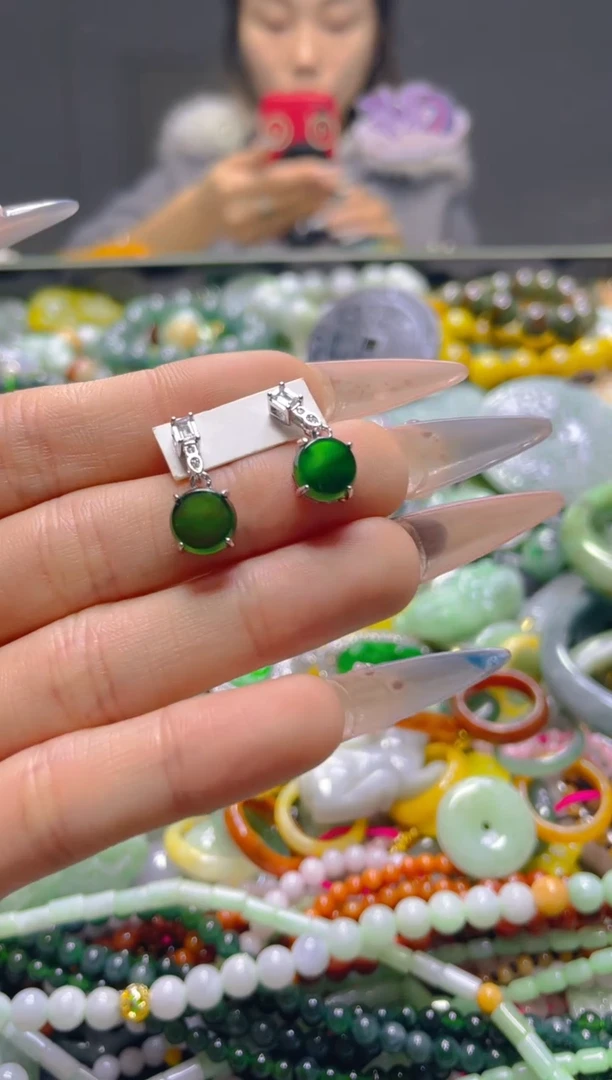 颈饰未镶嵌翡翠/D/翡翠A货，一件也是批发价