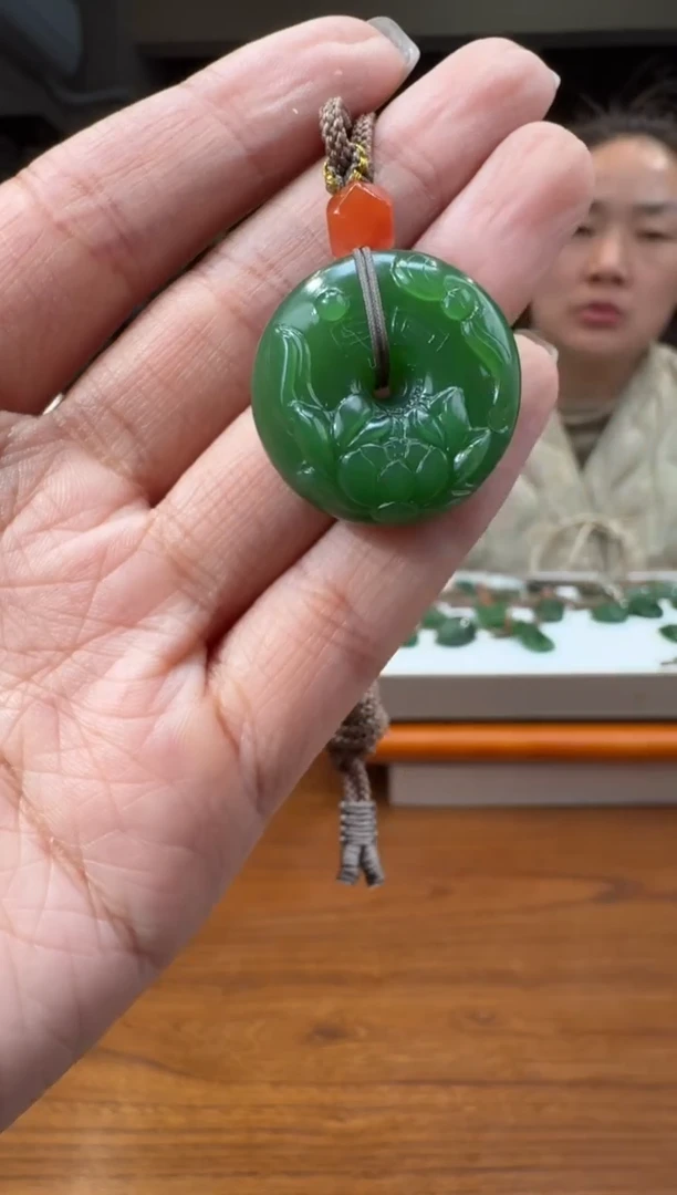 【闪购商品】和田玉76未镶嵌1.20旭里