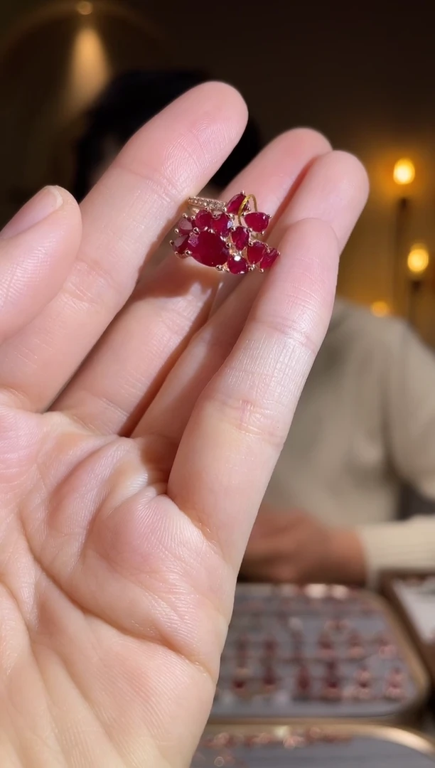 银S925镶嵌手饰红宝石手饰