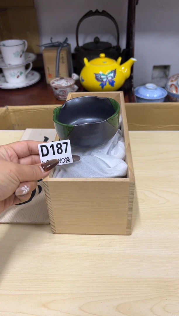 W****8187哈哈哈哈哈哈