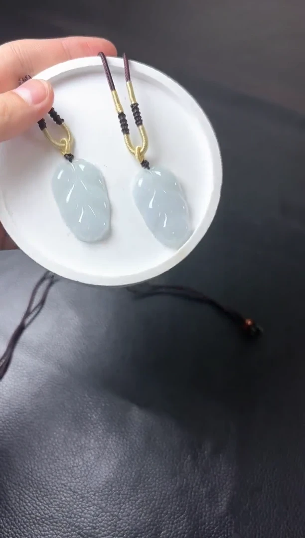 【闪购商品】翡翠颈饰未镶嵌叶子多样性发一