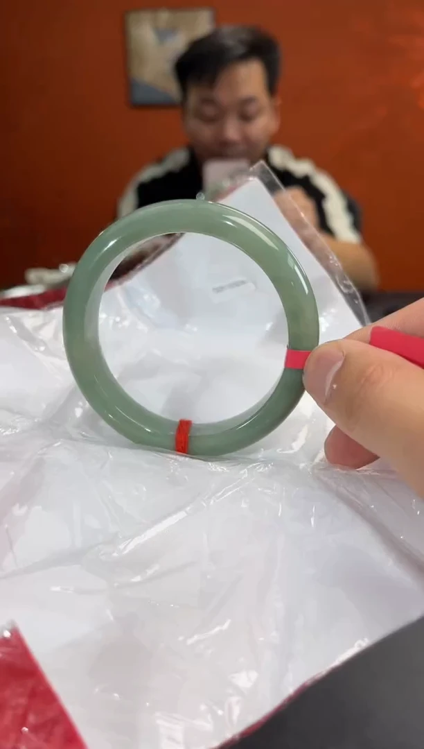 未镶嵌手镯翡翠7