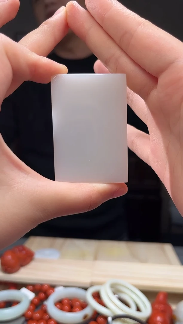 颈饰未镶嵌和田玉吊坠46