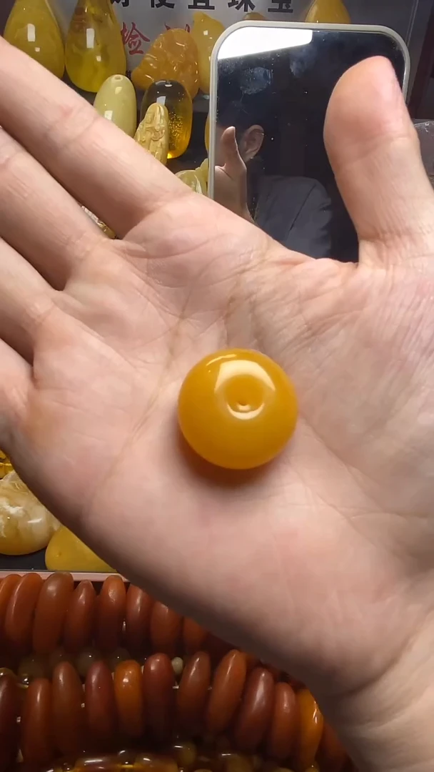 裸石琥珀未镶嵌蜜蜡