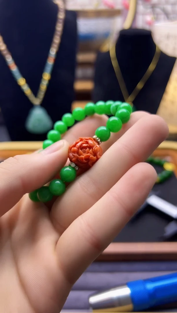 【闪购商品】翡翠颈饰14K金镶嵌S311