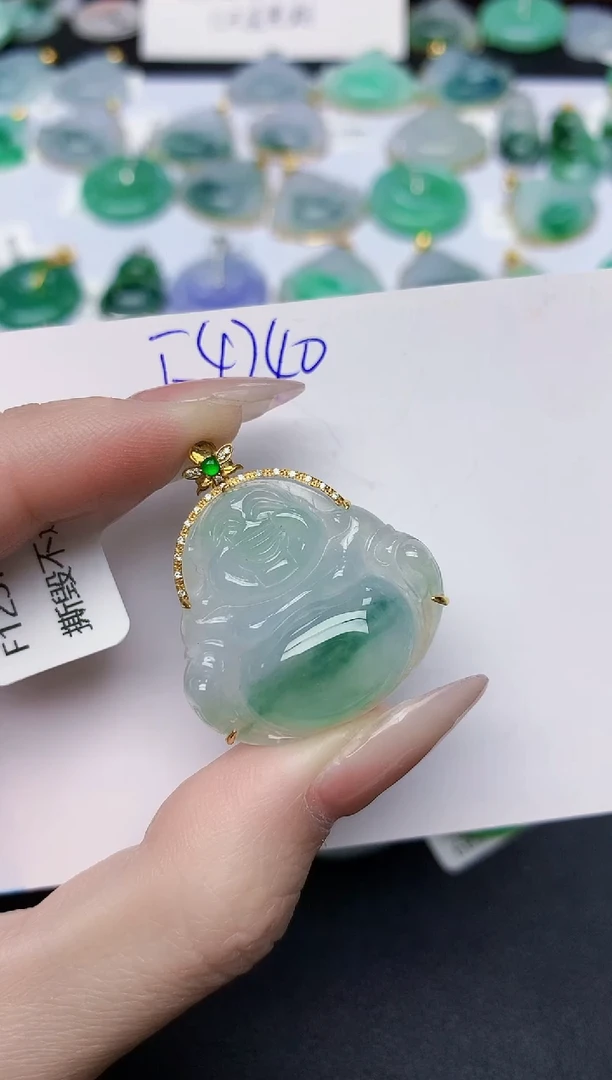 颈饰18K金镶嵌翡翠 天然缅甸A货翡翠百元以上9元证书费自理