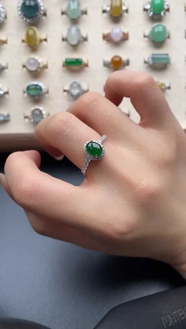 银S925镶嵌戒指翡翠一物一证一礼盒