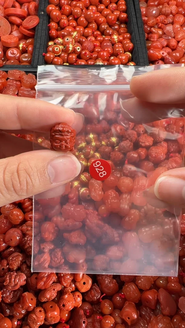 【闪购商品】南红玛瑙颈饰未镶嵌1