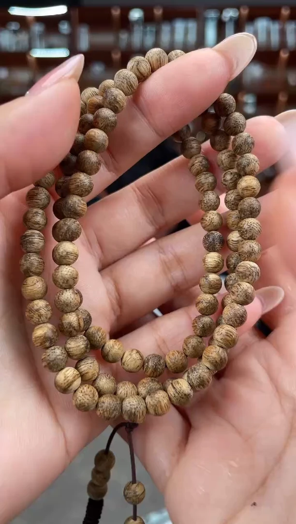 【闪购商品】沉香手串4号加里曼丹多样性发一条