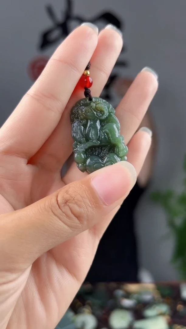 和田玉未镶嵌颈饰拍一发一，多样性发货
