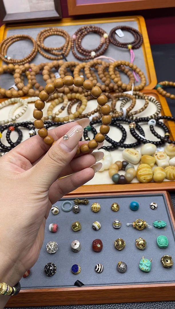 手串猴头核桃猴头雕刻8.8mm小尺寸老型手串