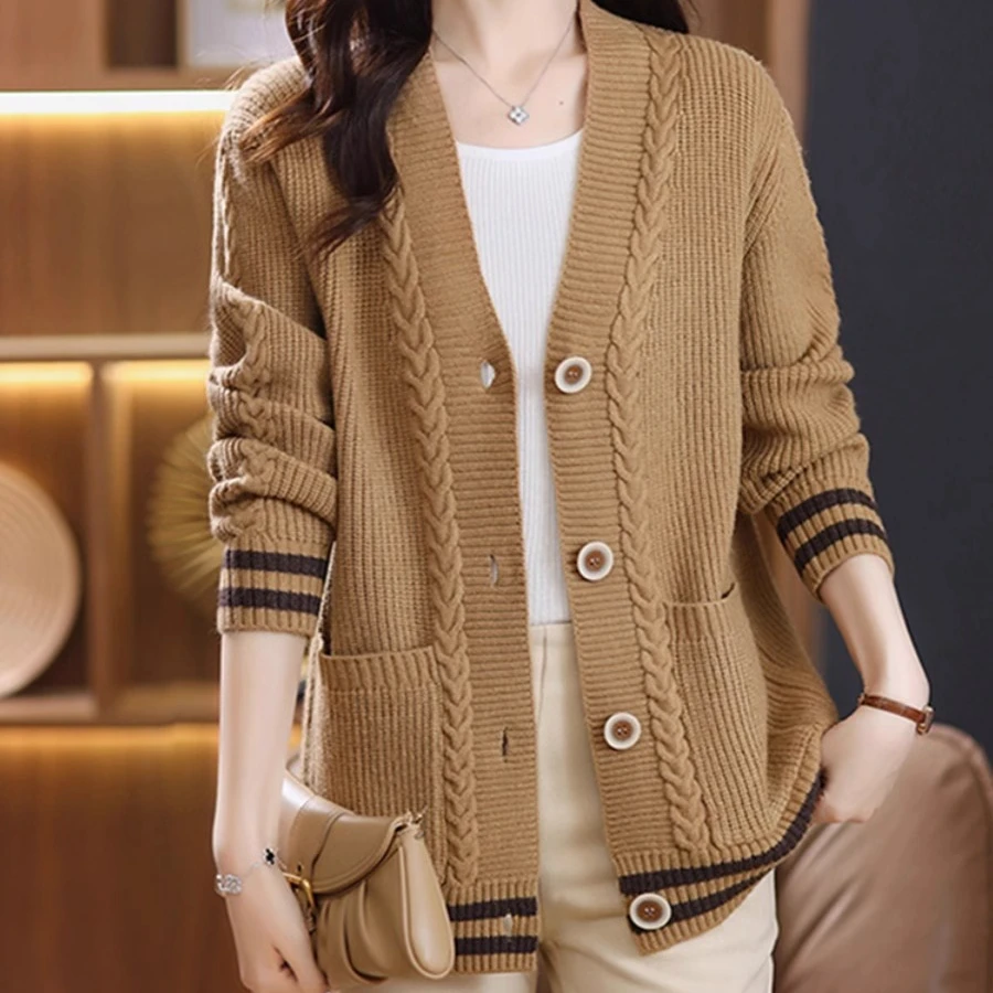 2025春秋针织开衫毛衣女士宽松大码百搭保暖加厚针织打底衫外套