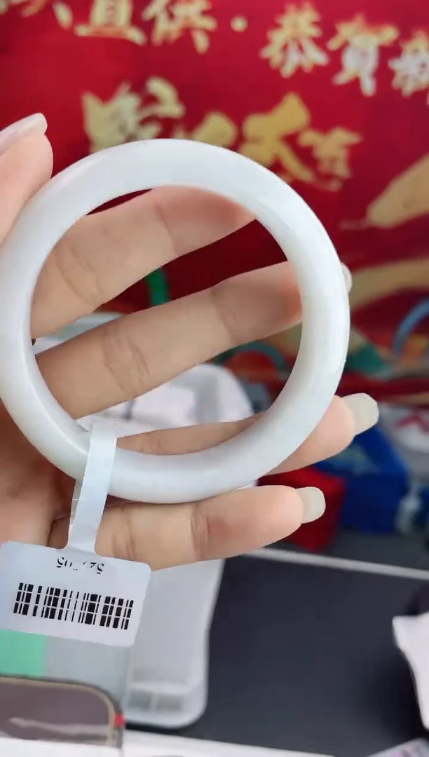 【闪购商品】翡翠手镯未镶嵌翡翠手镯（微瑕）9