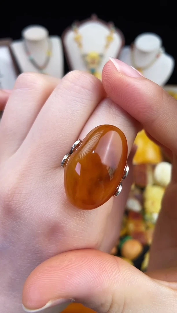 琥珀未镶嵌珠宝奇石柒月