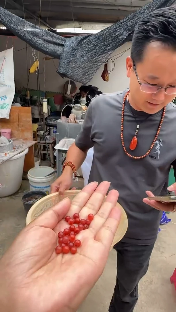 未镶嵌珠南红玛瑙原矿无优化多样性发一对有纹裂介意慎拍哦