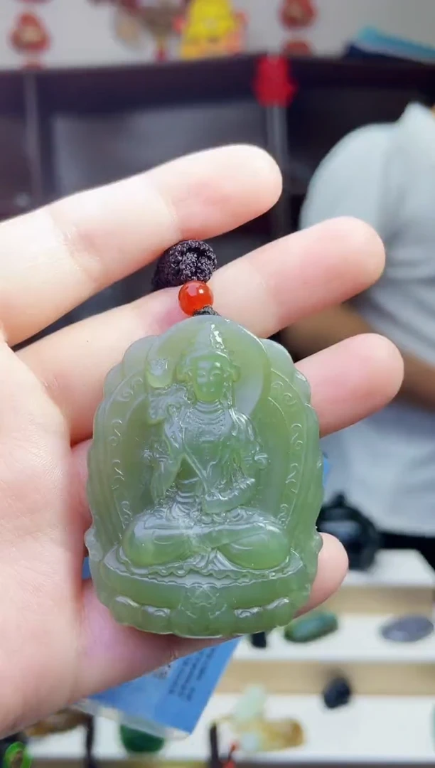 和田玉未镶嵌颈饰1