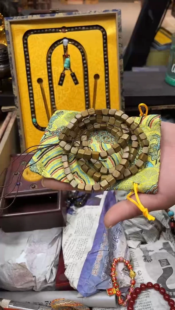 【闪购商品】大叶紫檀（黑酸枝木类）