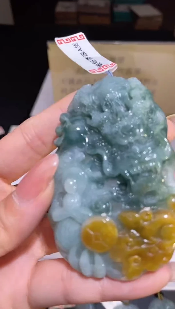 颈饰未镶嵌翡翠37623