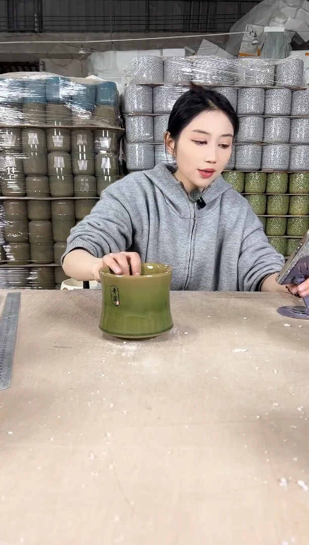 【闪购商品】陶瓷收腰裂纹深绿13x11