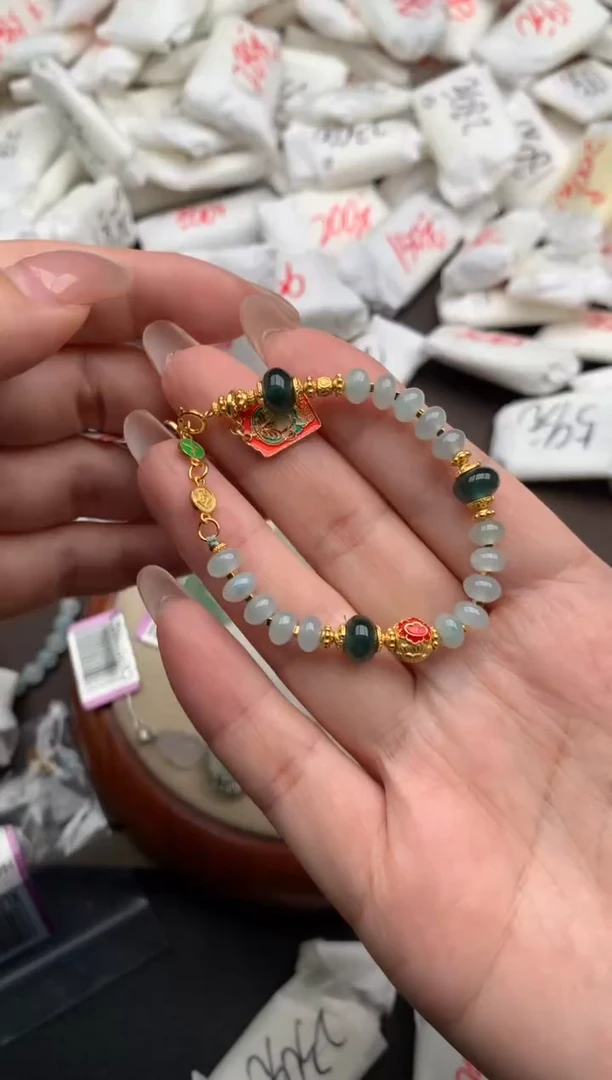 【闪购商品】翡翠手链未镶嵌一