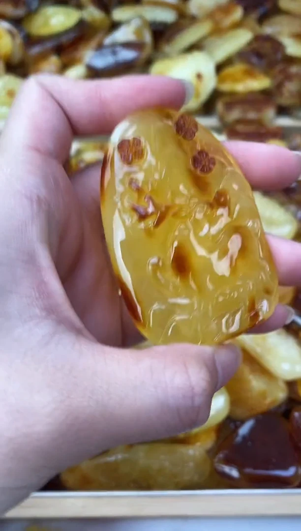 裸石琥珀未镶嵌天然琥珀蜜蜡