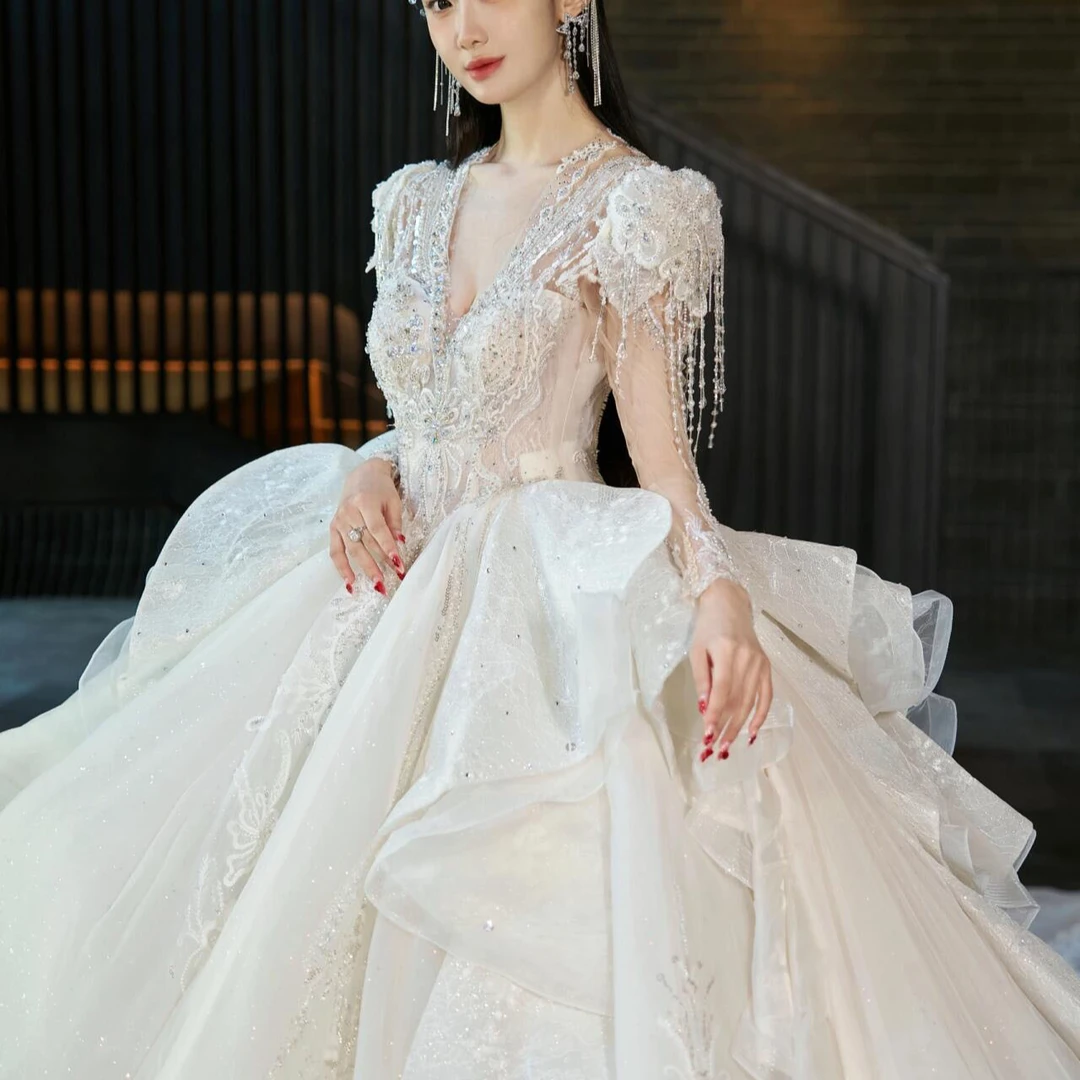 高品质重工婚纱清货  默认微瑕（no退no换）介意慎拍