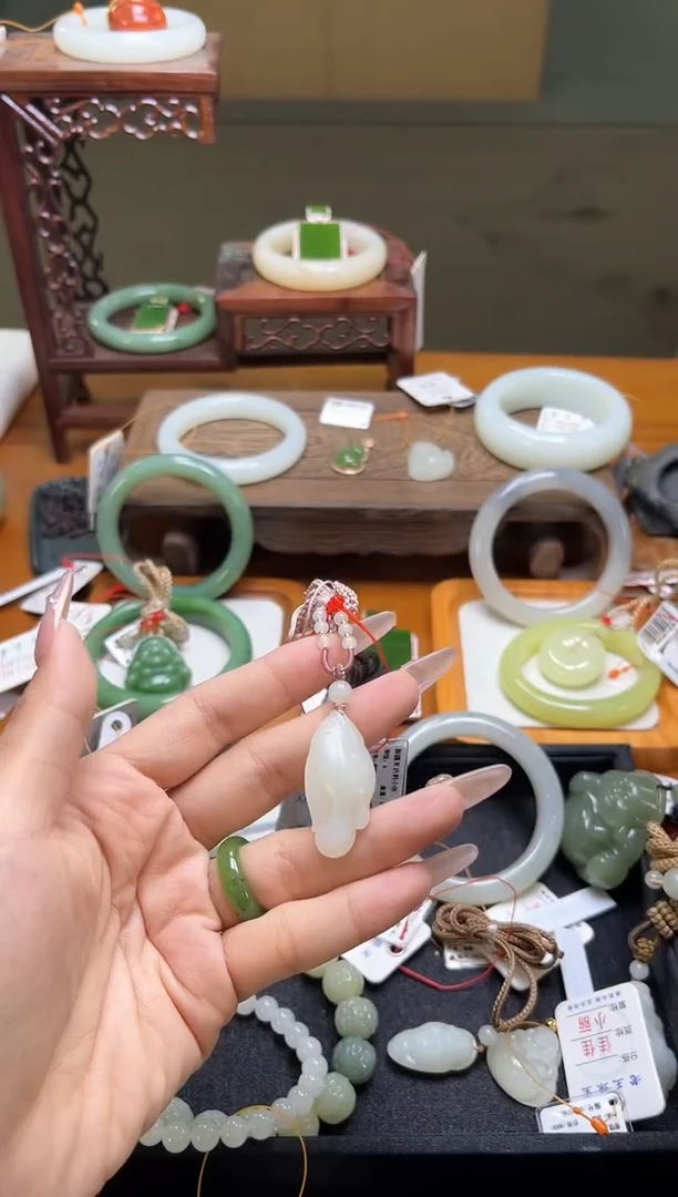 吊坠(不含链)未镶嵌和田玉新疆米达 小鱼