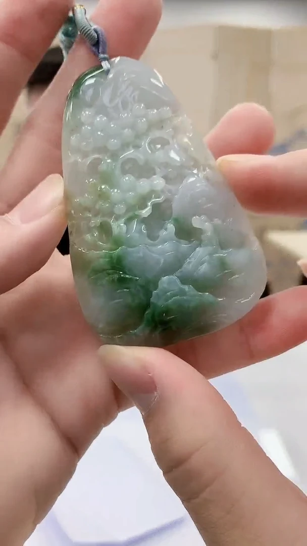 【闪购商品】定制翡翠未镶嵌5152bb-毛货挂件59