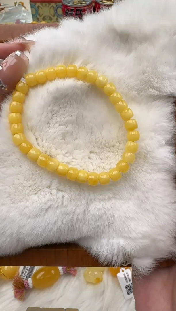 裸石琥珀未镶嵌XD1059