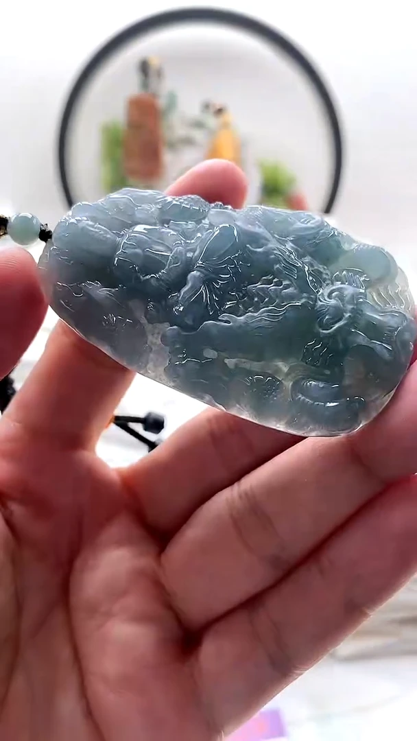 颈饰未镶嵌翡翠大势至