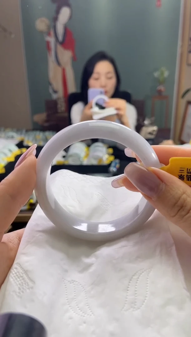 未镶嵌手镯翡翠56.8圈口t