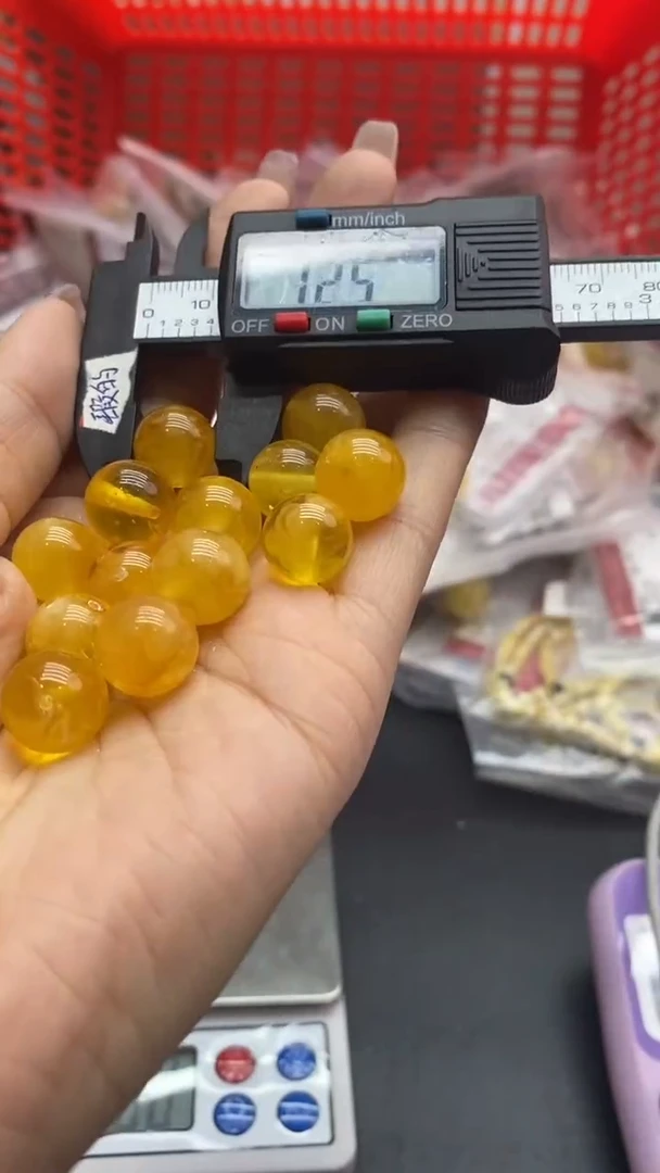 琥珀未镶嵌珠宝奇石1192多样性发其一