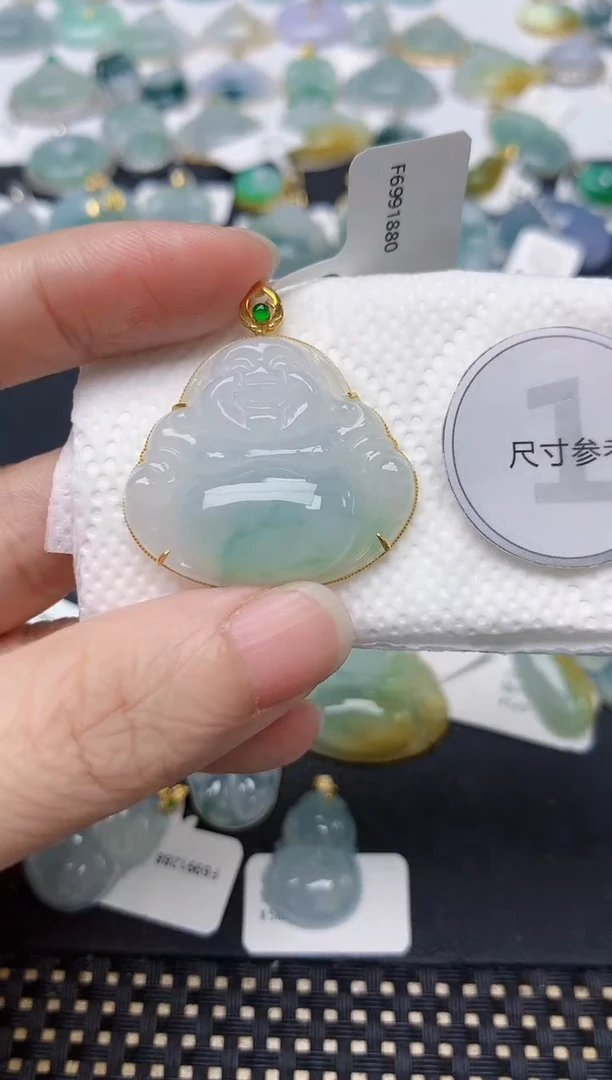 颈饰18K金镶嵌翡翠天然缅甸A货翡翠