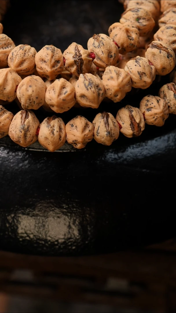 【闪购商品】柏香籽/百香籽手串蝘蜓座金标