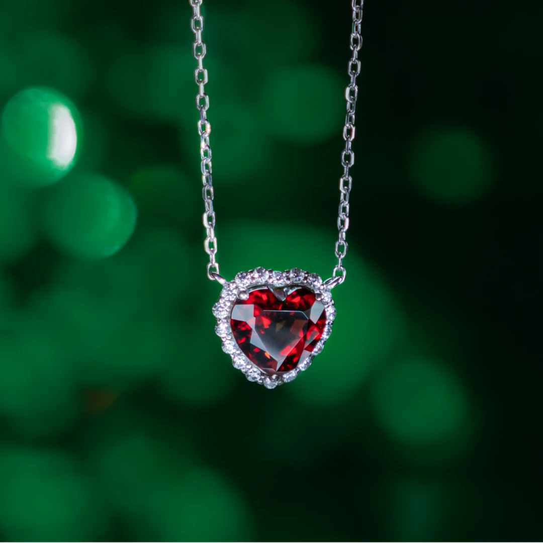【新品】WBLH爱心石榴石项链