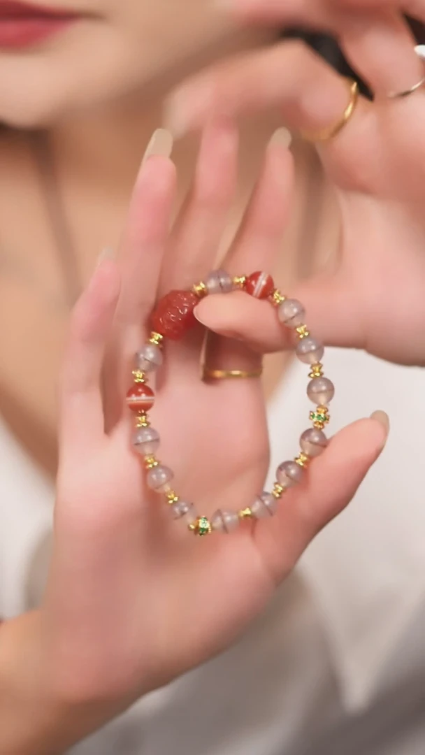 玛瑙/玉髓颈饰未镶嵌传世珠宝