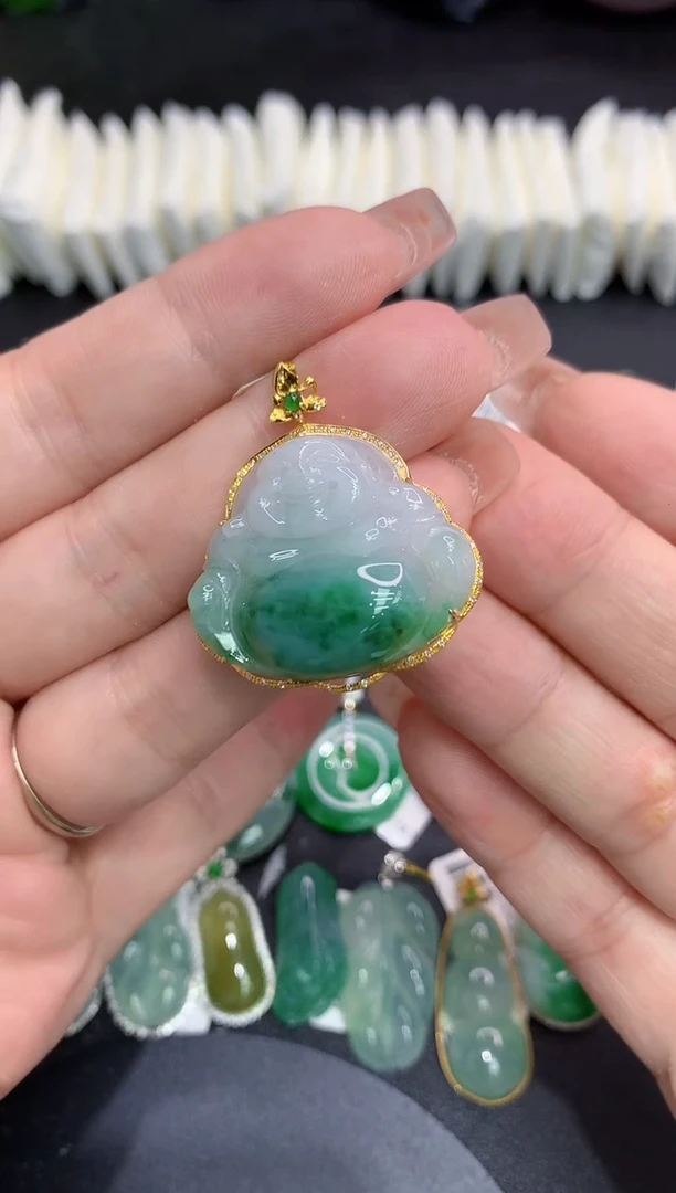 吊坠(不含链)18K金镶嵌翡翠111111111111