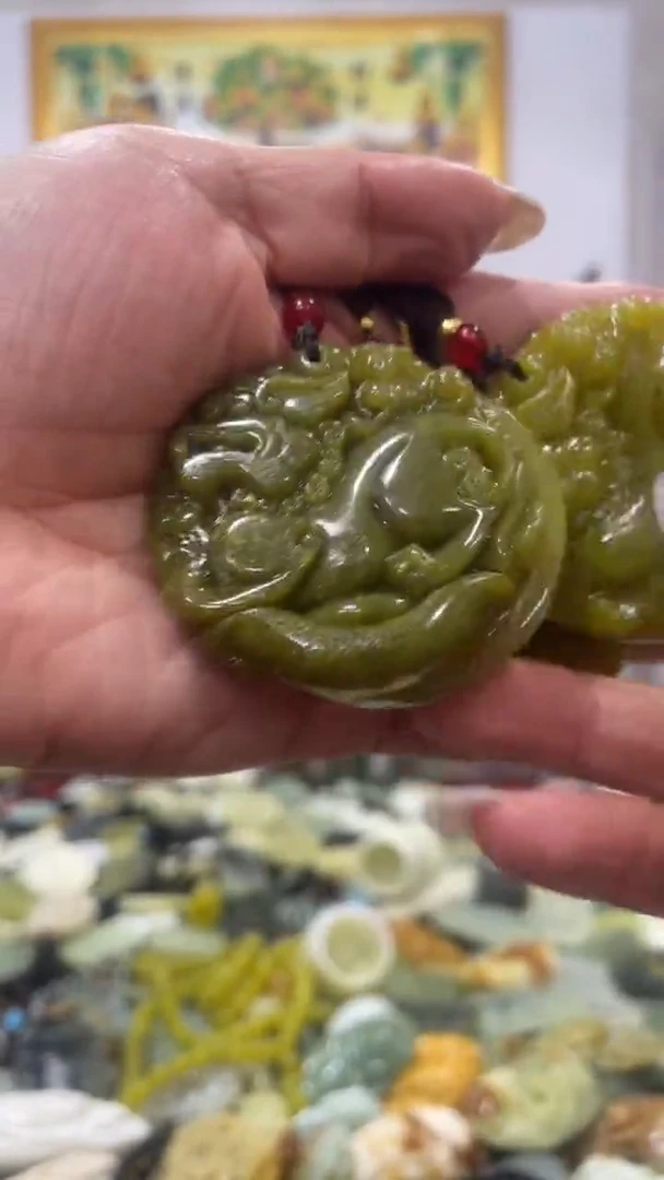 岫玉未镶嵌吊坠多样性发货其中发一件