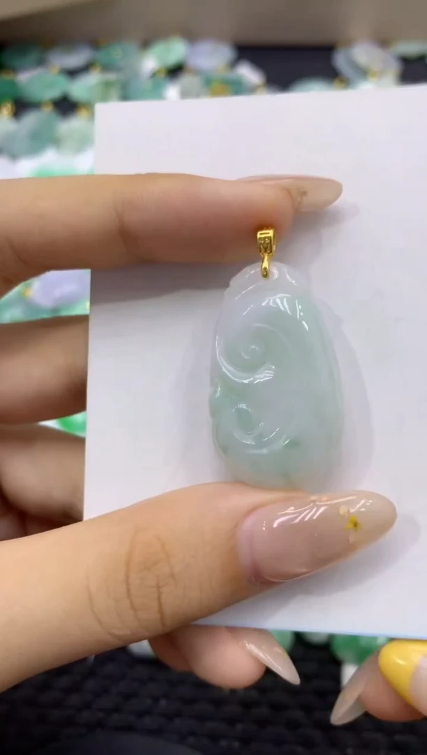 颈饰未镶嵌翡翠天然缅甸翡翠A货