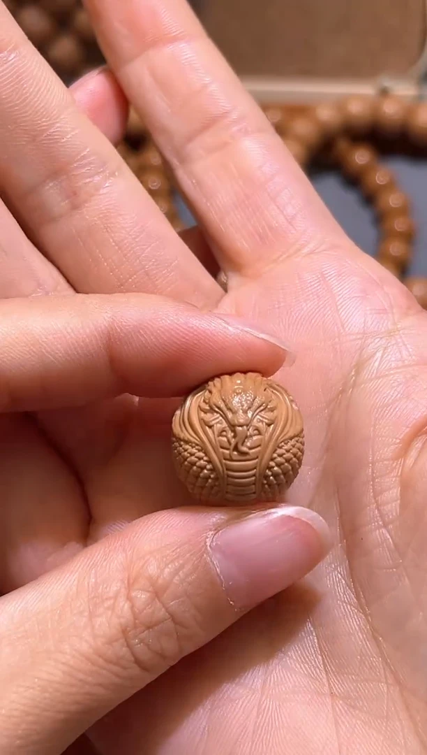 猴头核桃吊坠4号蛇王