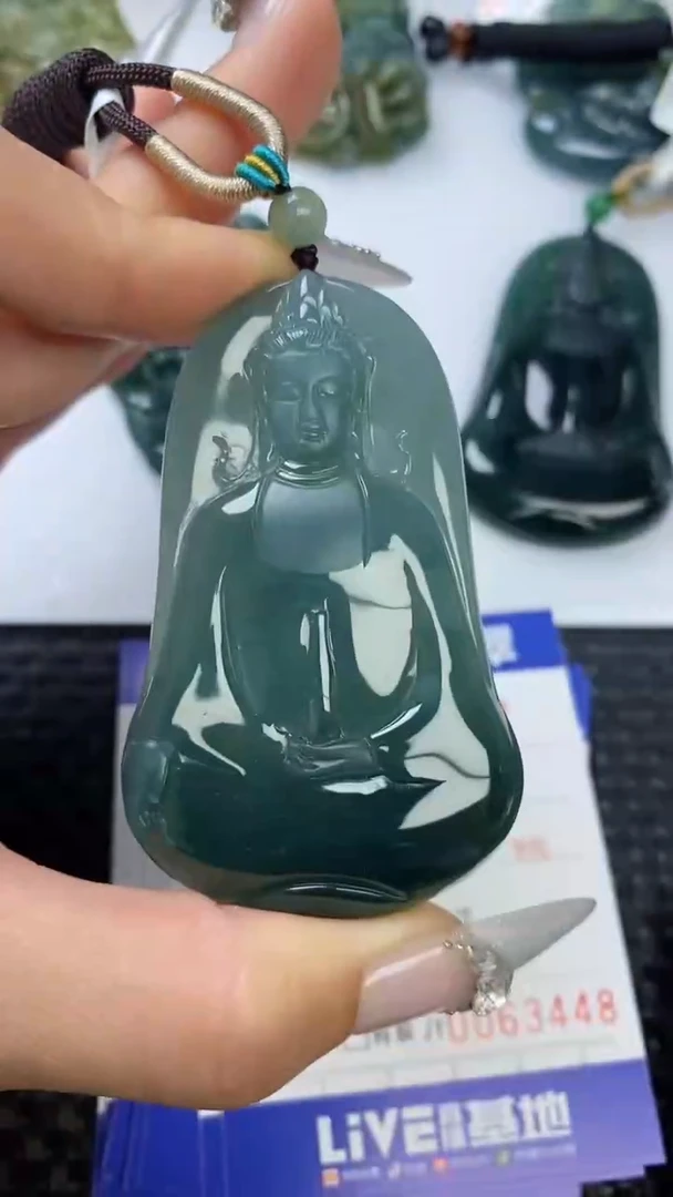 【闪购商品】翡翠颈饰未镶嵌111111111111111