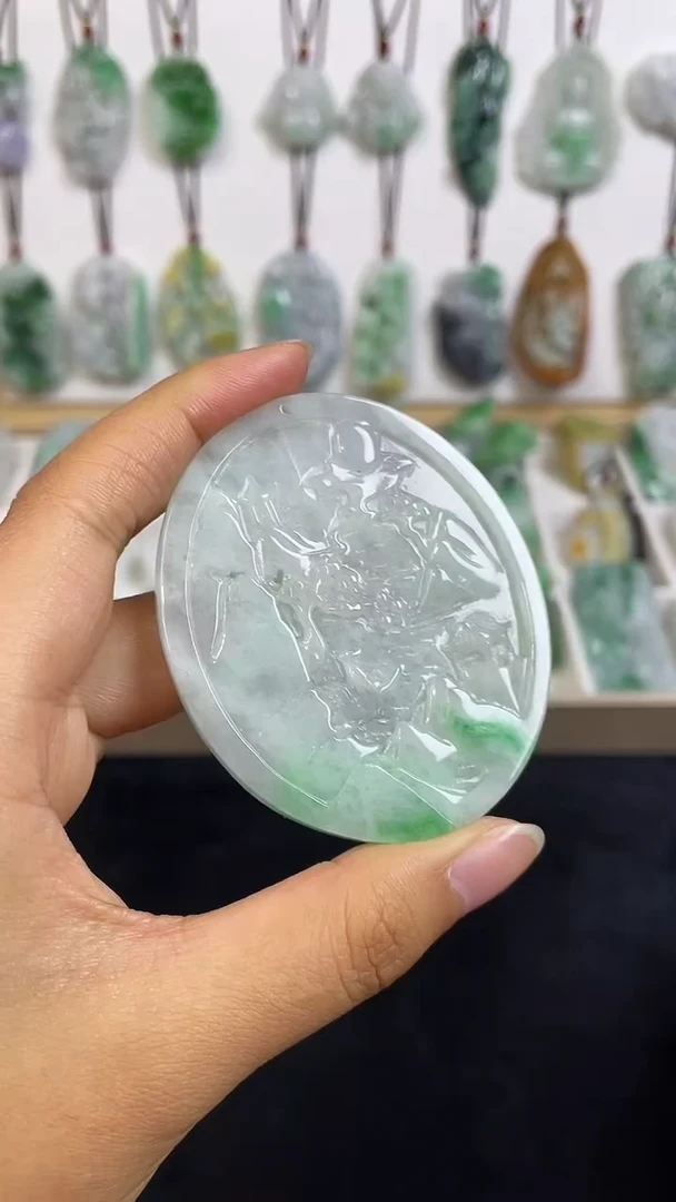 颈饰未镶嵌翡翠1