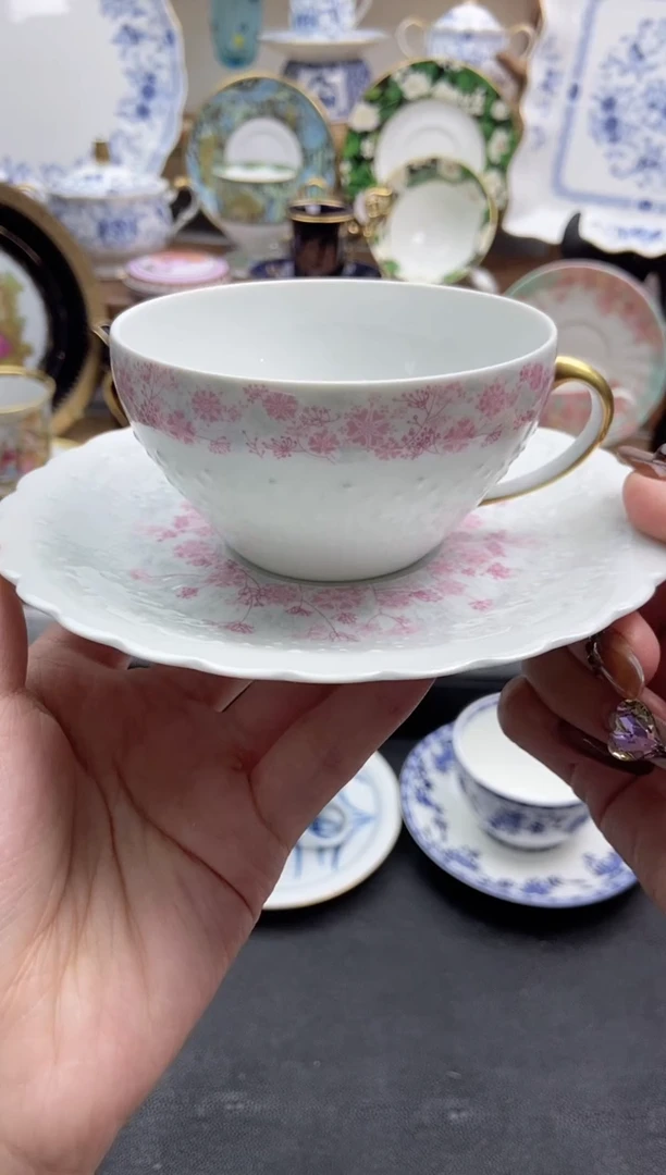 瓷片全新利魔日红茶杯谨慎参拍，防伪帖撕毁无售后