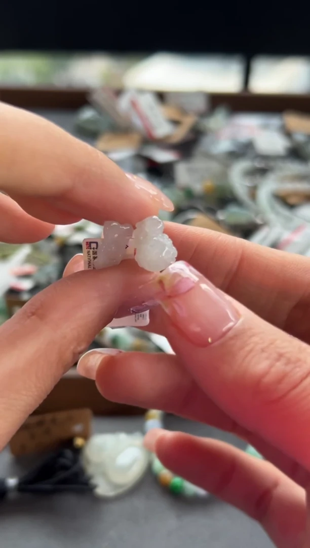【闪购商品】翡翠颈饰未镶嵌292号