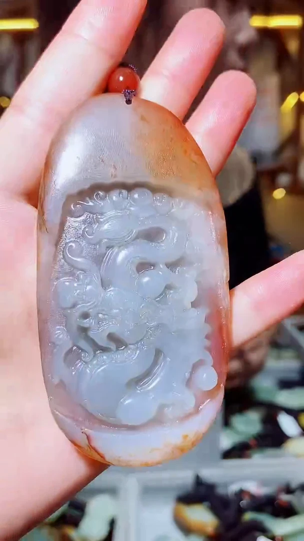 和田玉未镶嵌颈饰1