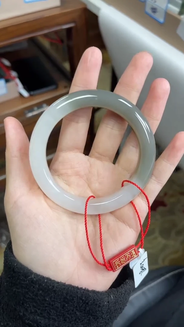 未镶嵌手镯和田玉58