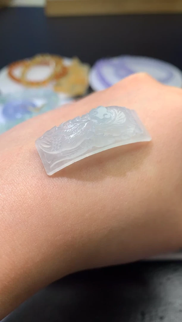 未镶嵌定制翡翠毛货 36.2-12.4-7.4